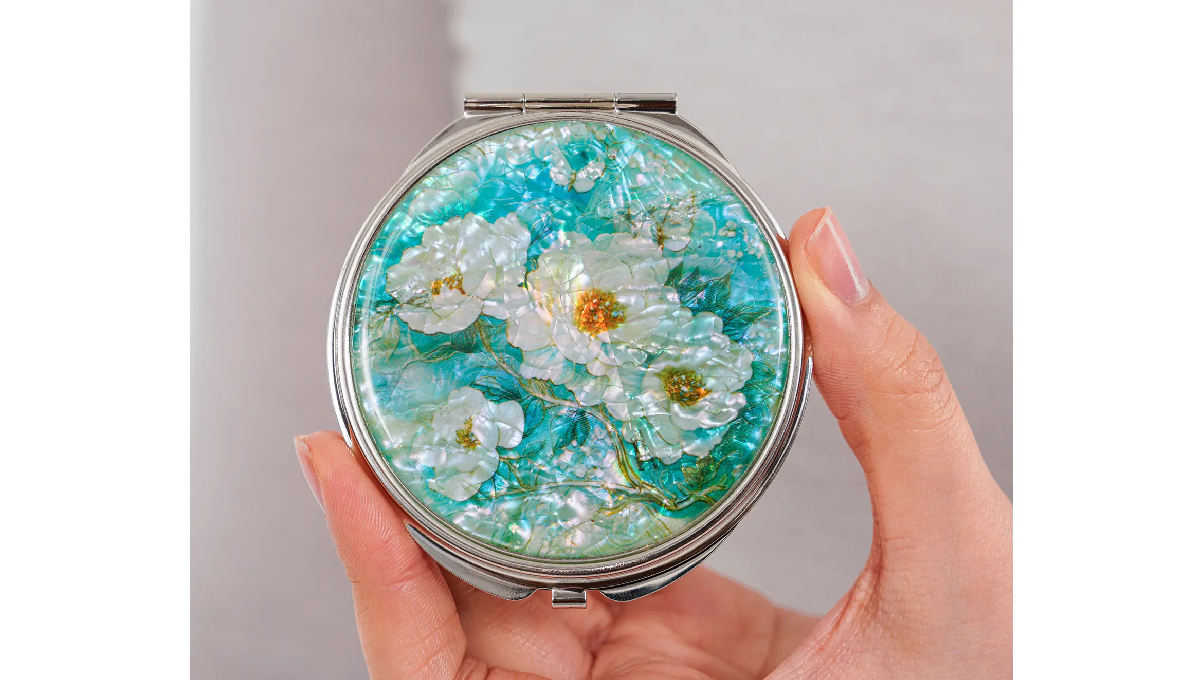 Korean Mother-of-Pearl Compact Mirror Collection
